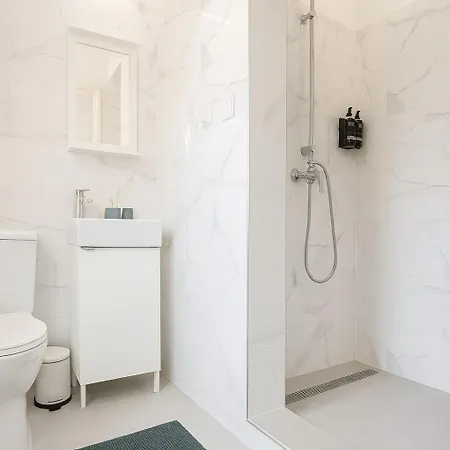 Bloom Akasha Ii Budapest