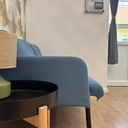 Bloom Akasha Ii * Budapest